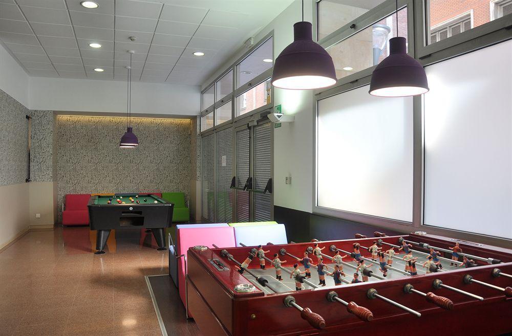 Residencia Universitaria Resa Blas De Otero Bilbao Kültér fotó