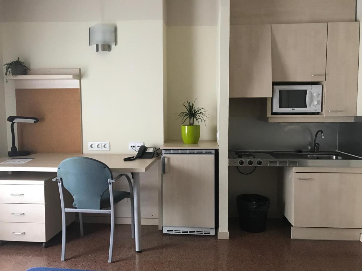Residencia Universitaria Resa Blas De Otero Bilbao Kültér fotó